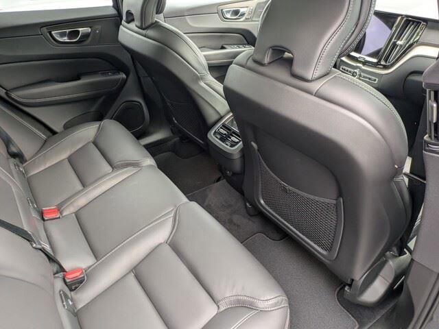 Used 2022 Volvo XC60 B6 Inscription w/ Advanced Package image 34