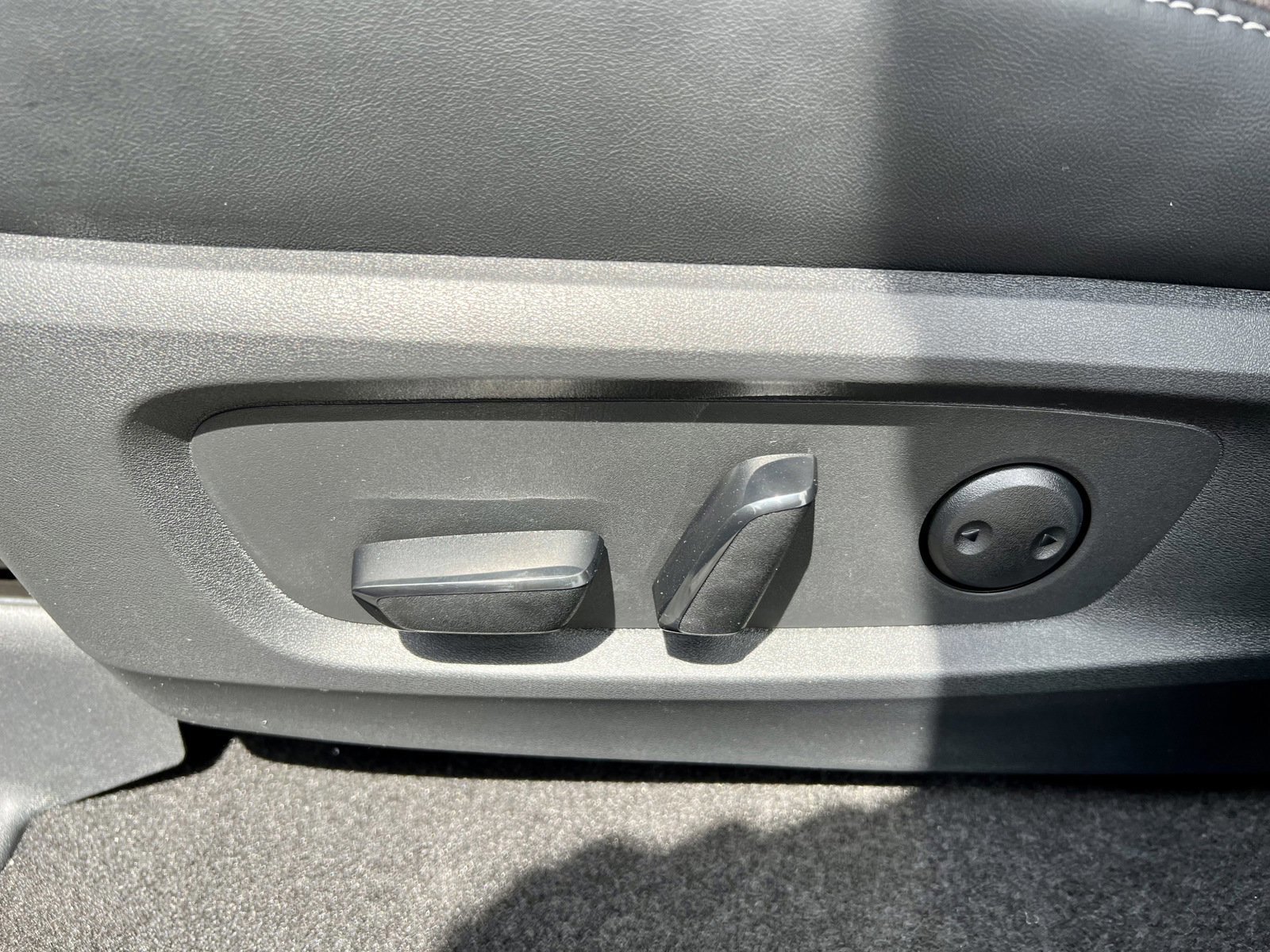 New 2025 Nissan Pathfinder Platinum image 25