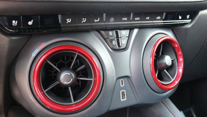 Used 2022 Chevrolet Blazer RS w/ Enhanced Convenience Package FWD image 18