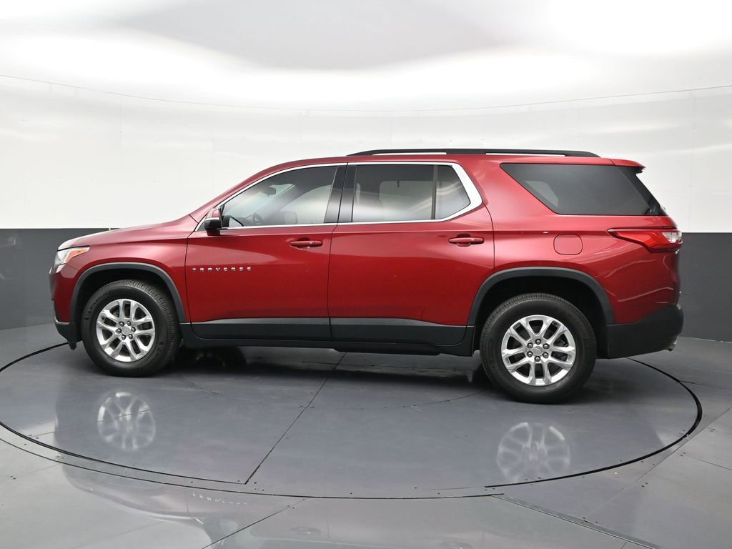 Used 2021 Chevrolet Traverse LT FWD image 2