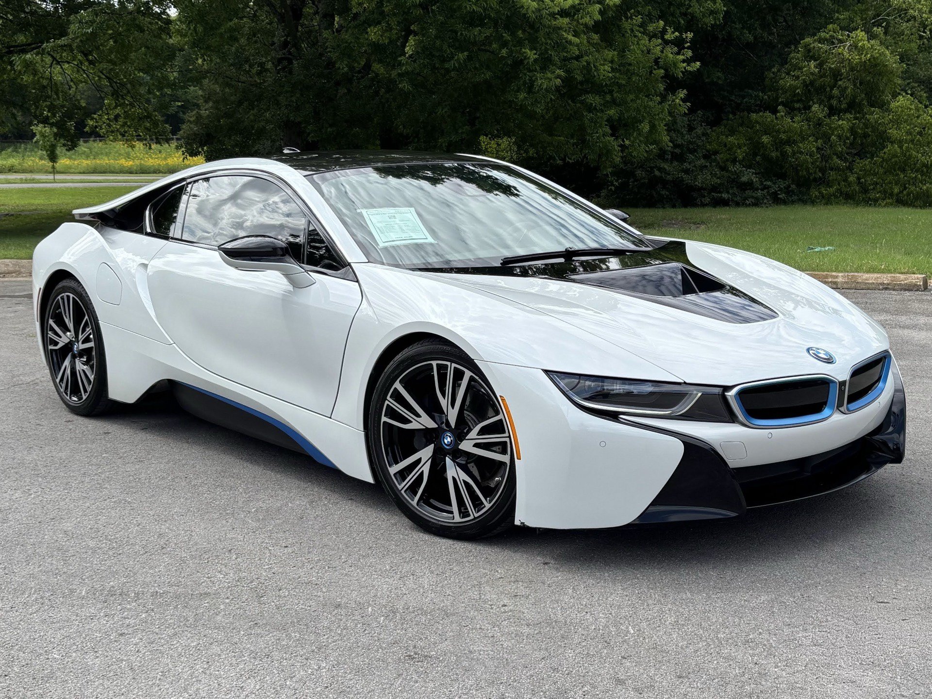 Used 2015 BMW i8 AWD/4WD video 1