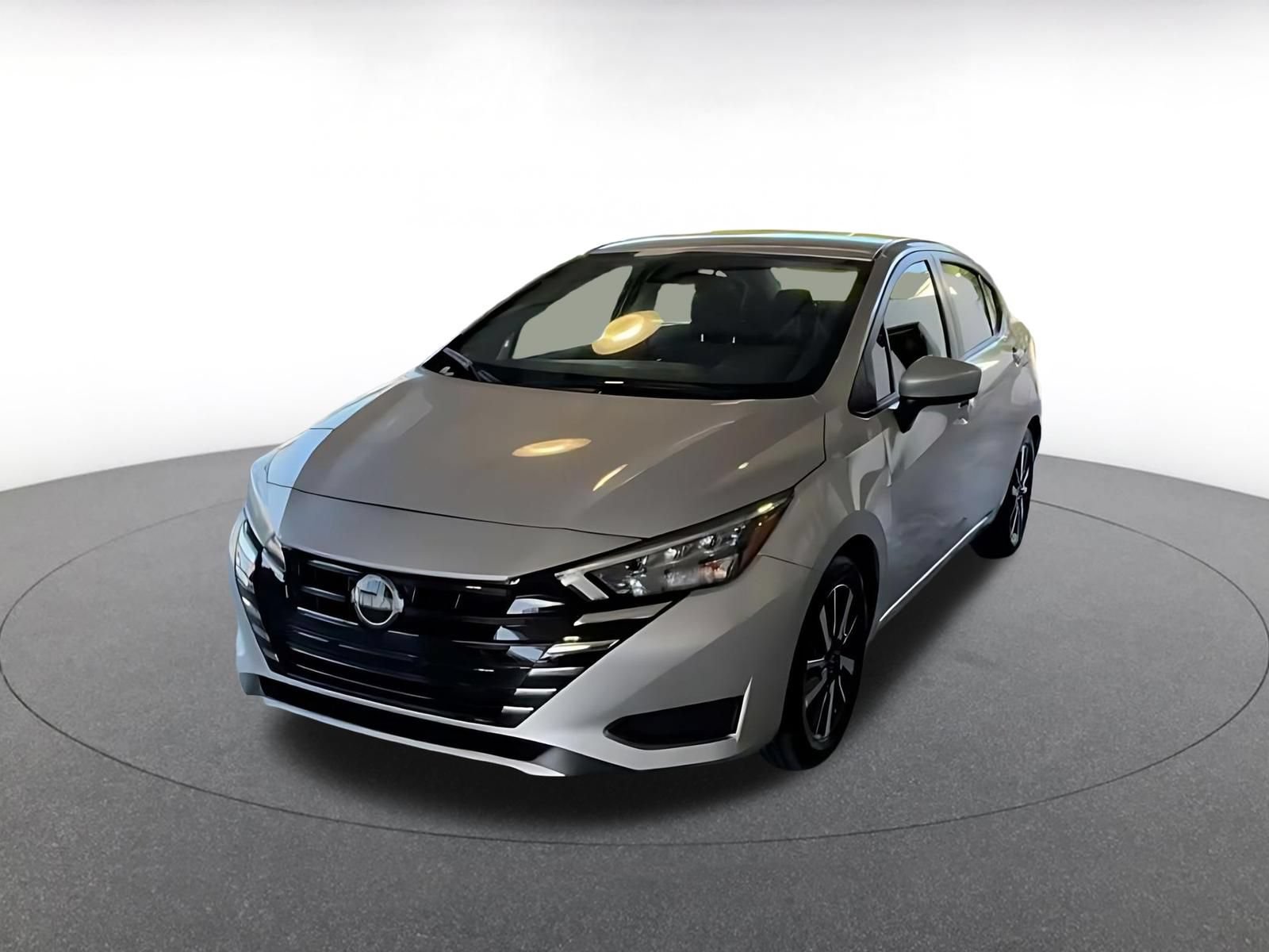 Used 2025 Nissan Versa SV FWD image 6