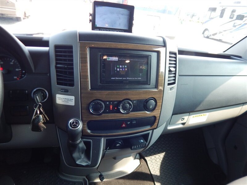 Used 2016 Mercedes-Benz Sprinter 3500 image 24