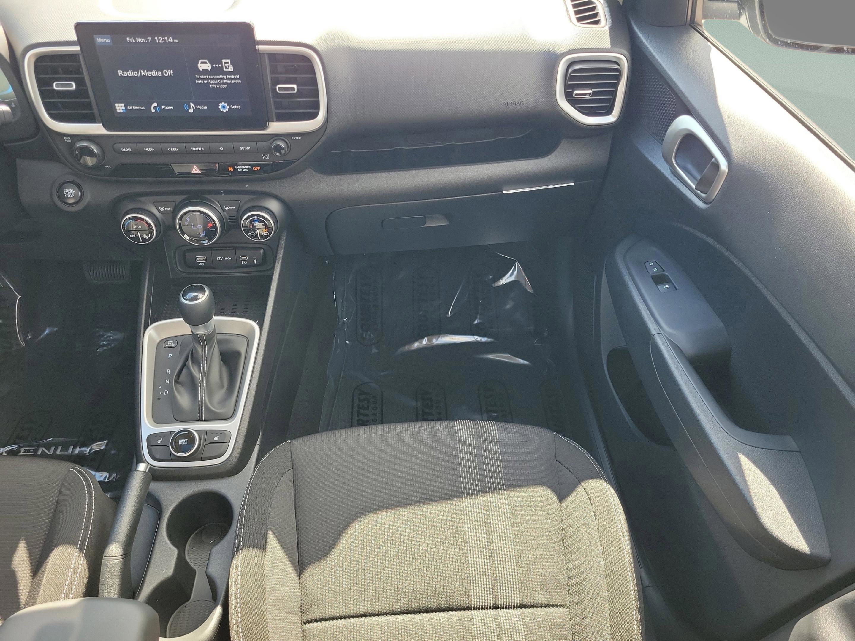 New 2026 Hyundai Venue SEL image 23