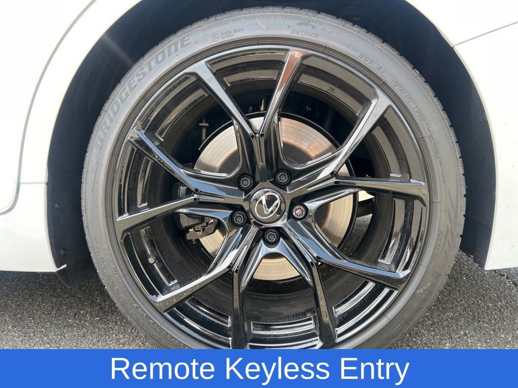 Used 2025 Lexus IS 500 500 F SPORT Performance image 9