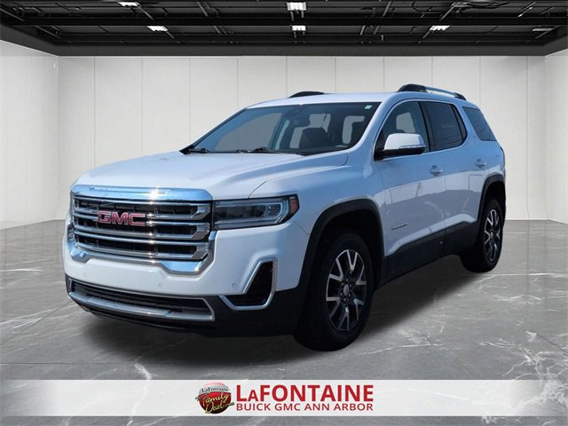 Used 2023 GMC Acadia SLE w/ Driver Convenience Package image 4