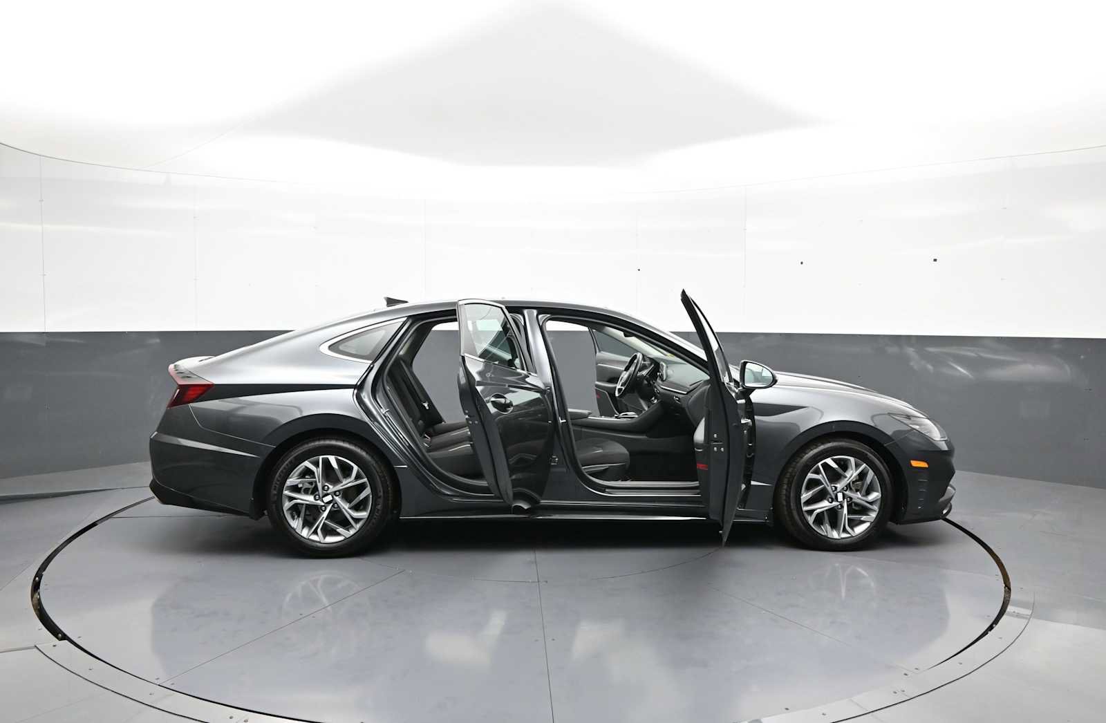 Certified 2023 Hyundai Sonata SEL w/ Convenience Package FWD image 42