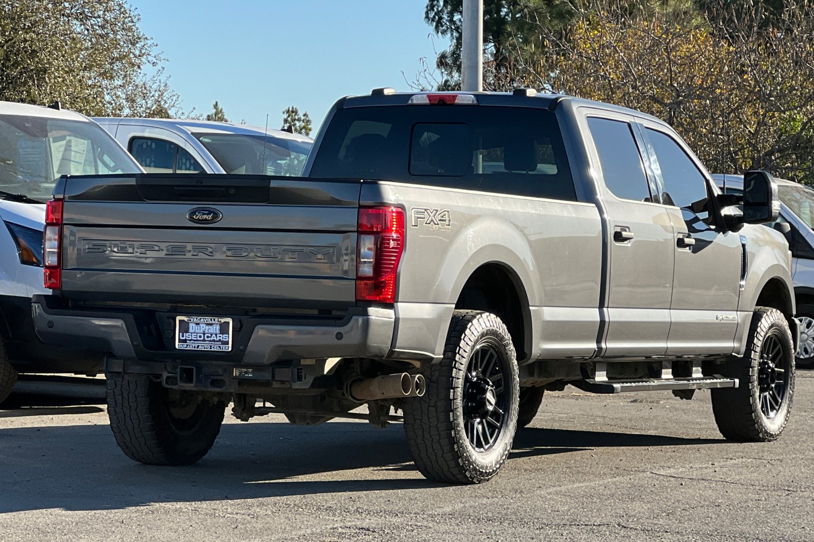 Certified 2022 Ford F350 XLT w/ Black Appearance Package AWD/4WD image 4