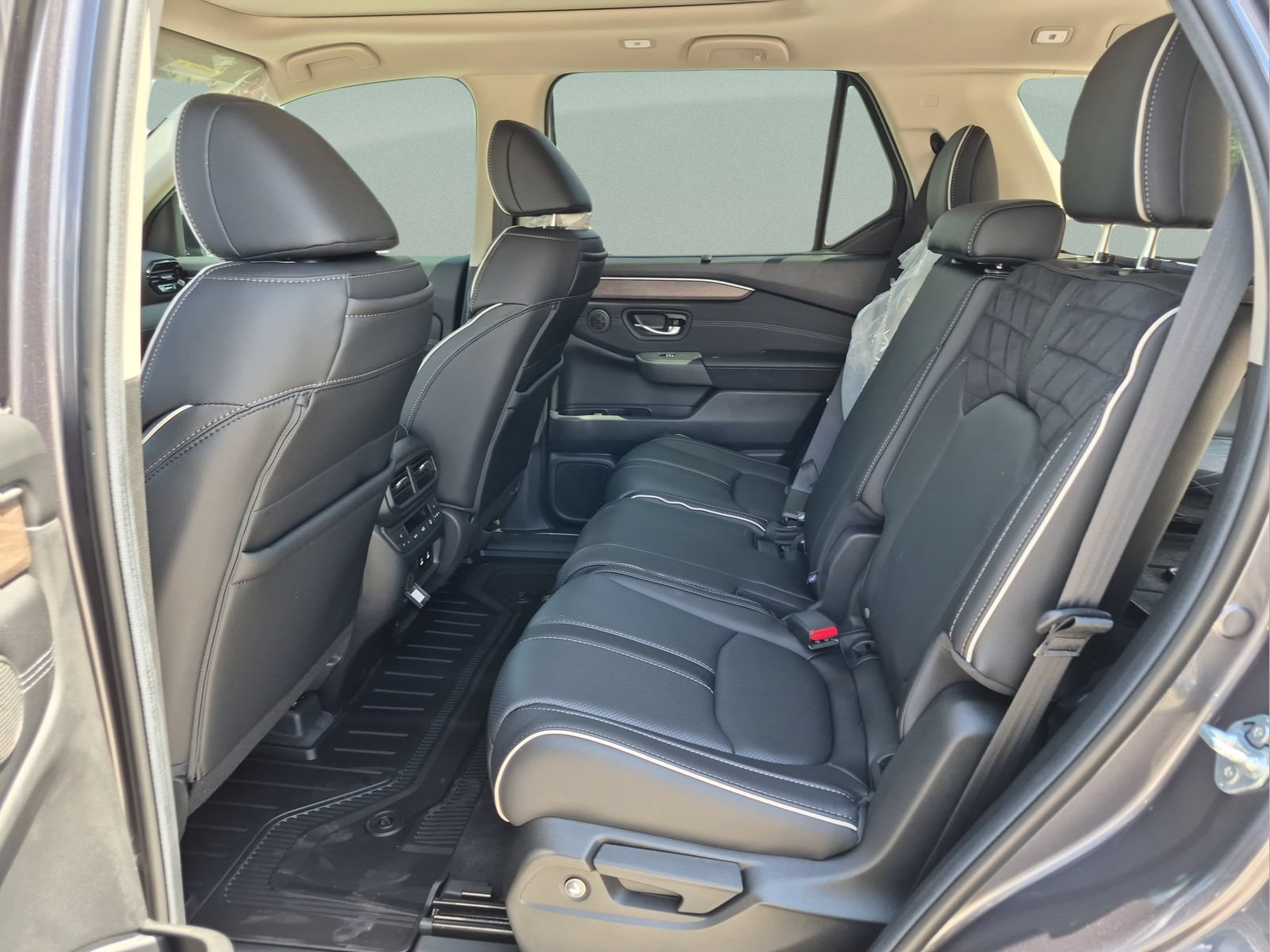 New 2026 Honda Pilot Elite image 17