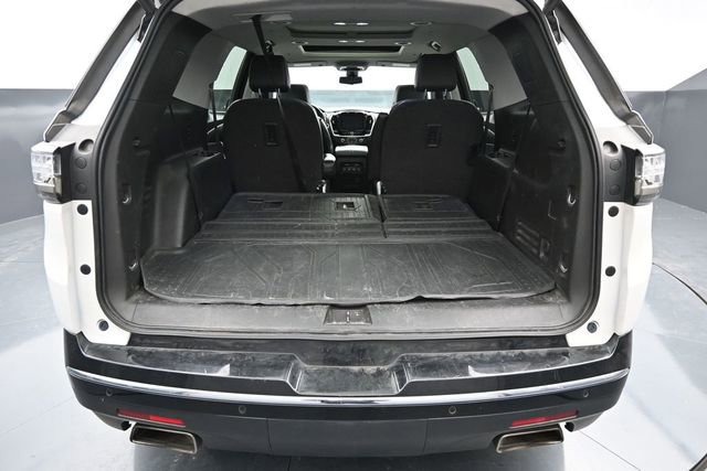 Used 2019 Chevrolet Traverse Premier w/ Redline Edition AWD/4WD image 9