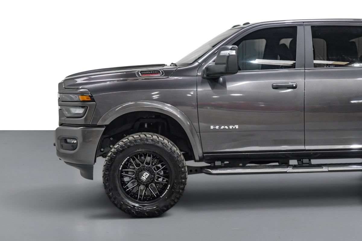 Used 2025 RAM 2500 Big Horn AWD/4WD image 11