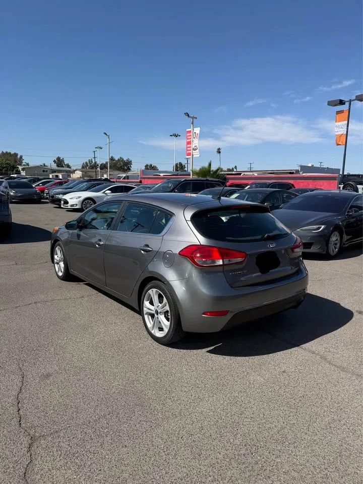 Used 2016 Kia Forte EX FWD image 4