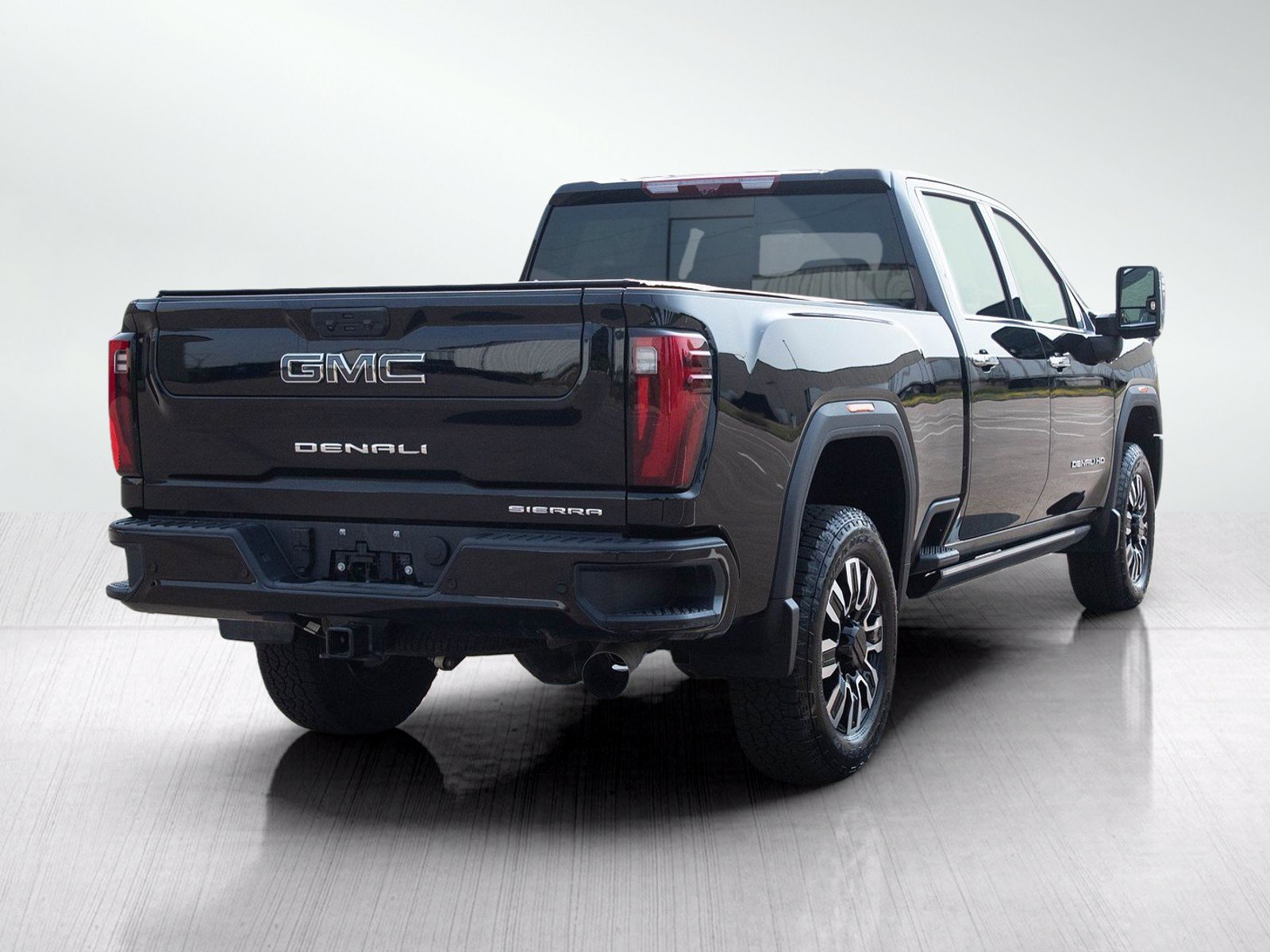 Used 2026 GMC Sierra 2500 Denali Ultimate AWD/4WD image 6