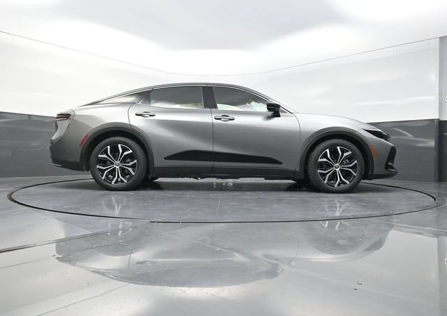 Certified 2023 Toyota Crown AWD/4WD image 37
