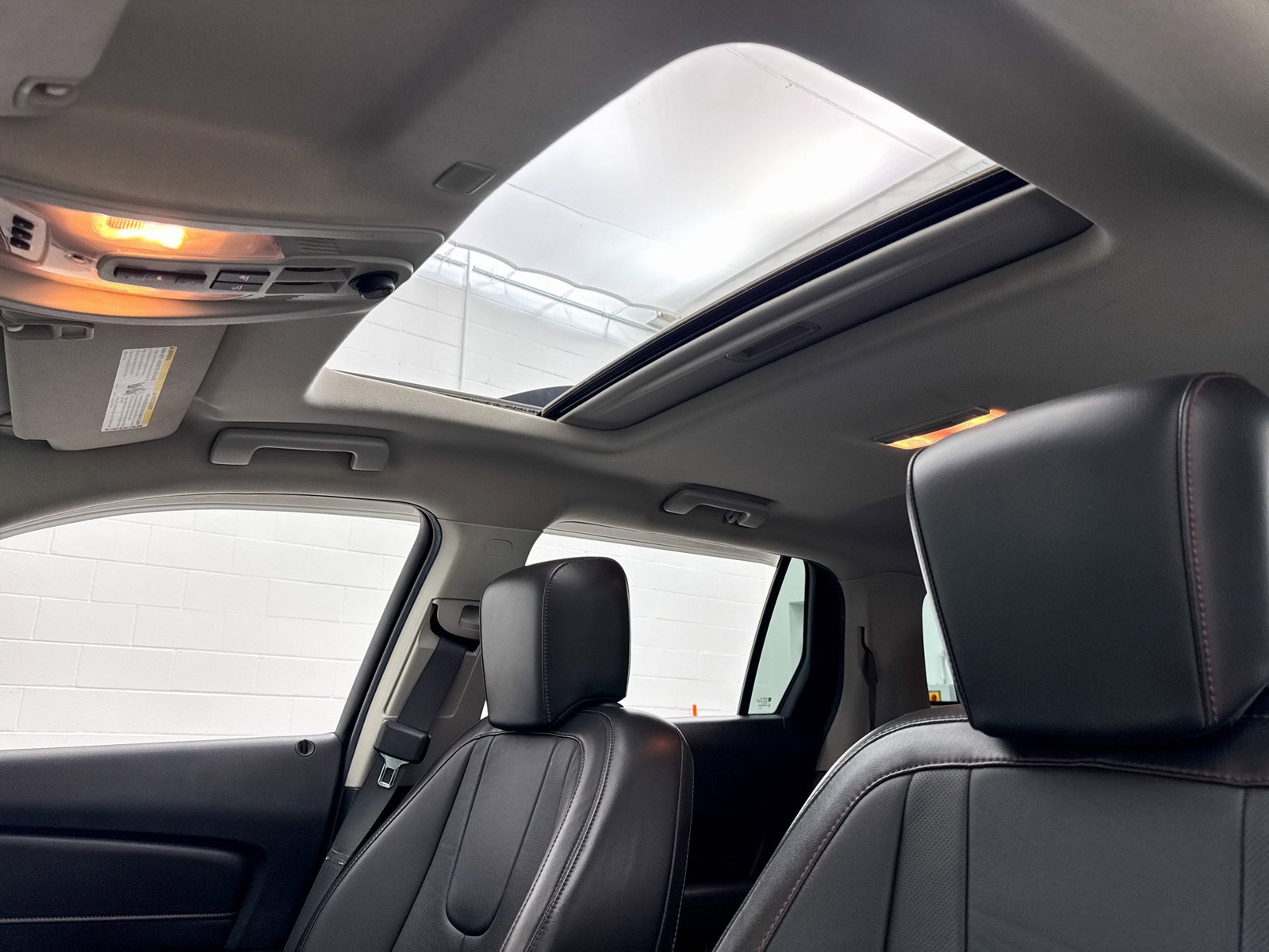 Used 2017 GMC Terrain SLT w/ Open Road Package image 3