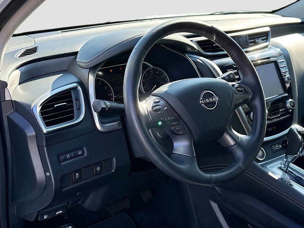 Used 2024 Nissan Murano SV image 25