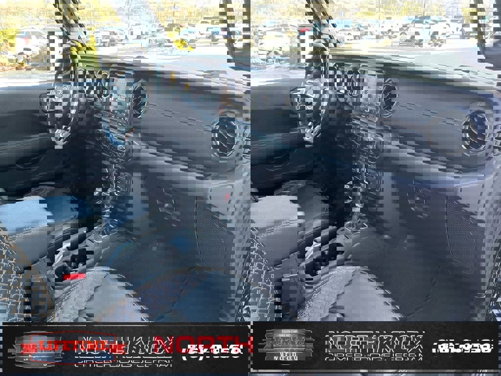 Used 2022 Jeep Gladiator Overland image 29