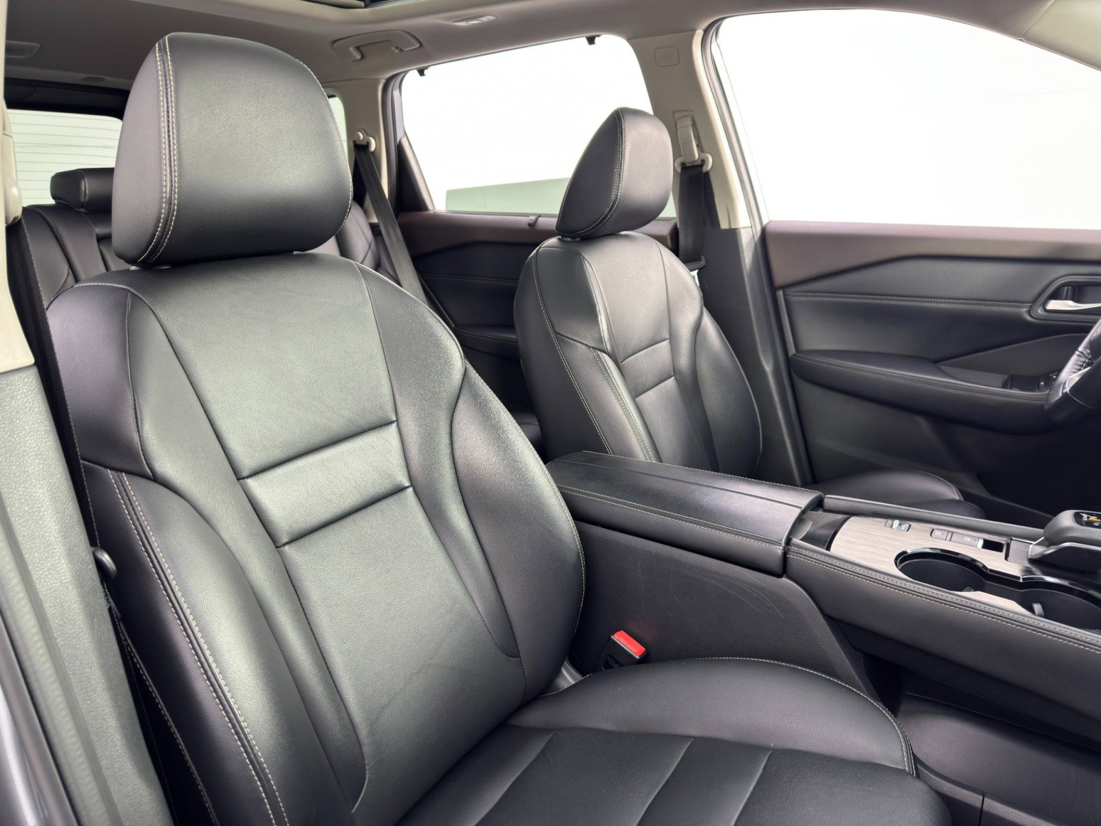 Used 2023 Nissan Rogue SL w/ SL Premium Package FWD image 35