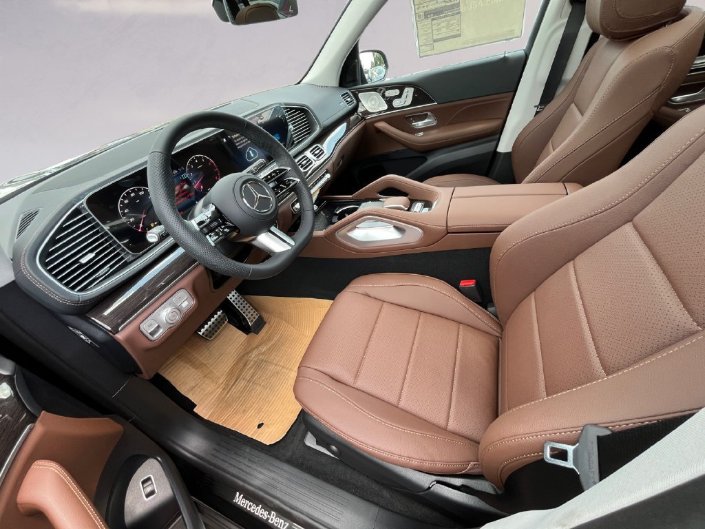 New 2026 Mercedes-Benz GLS 450 4MATIC image 6