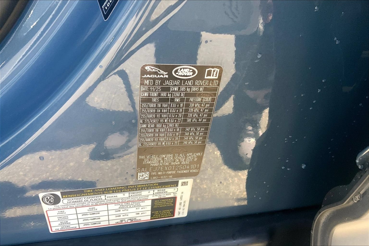 Certified 2026 Land Rover Defender 110 S AWD/4WD image 32