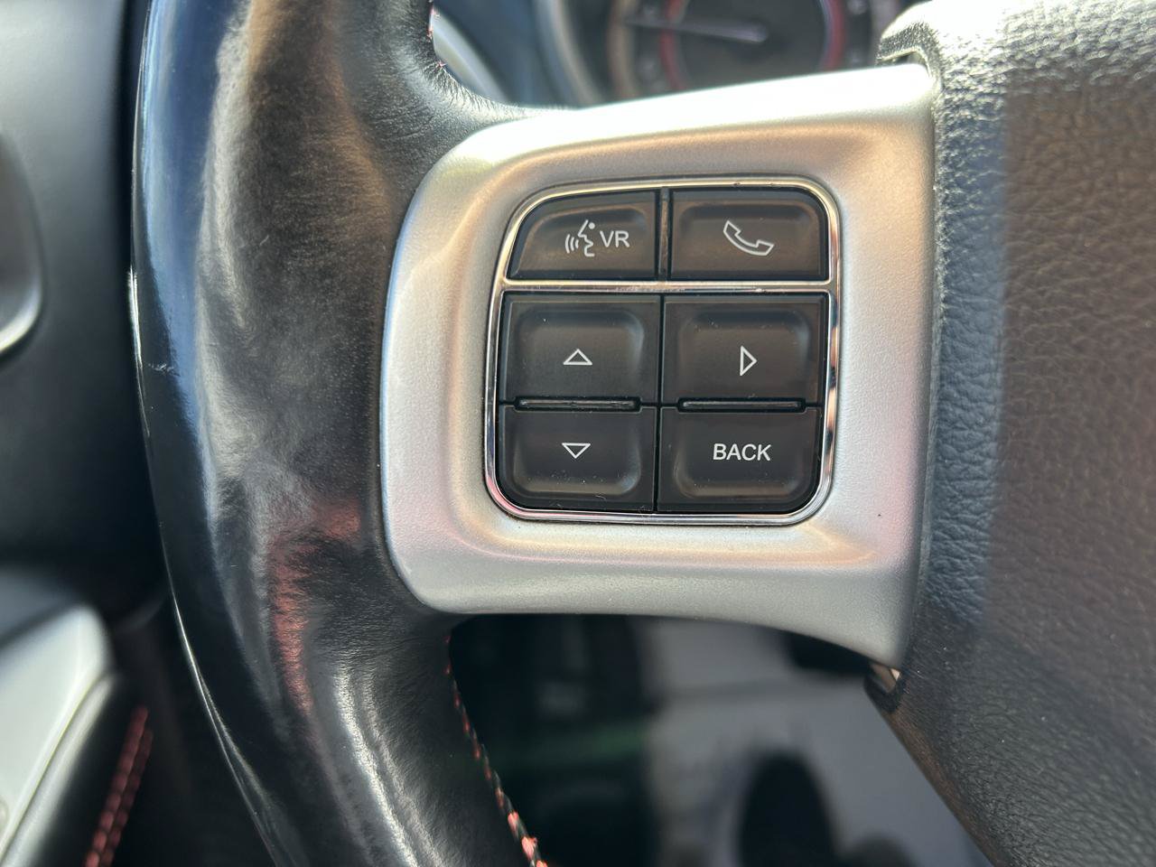 Used 2017 Dodge Journey GT w/ Driver Convenience Group FWD image 19