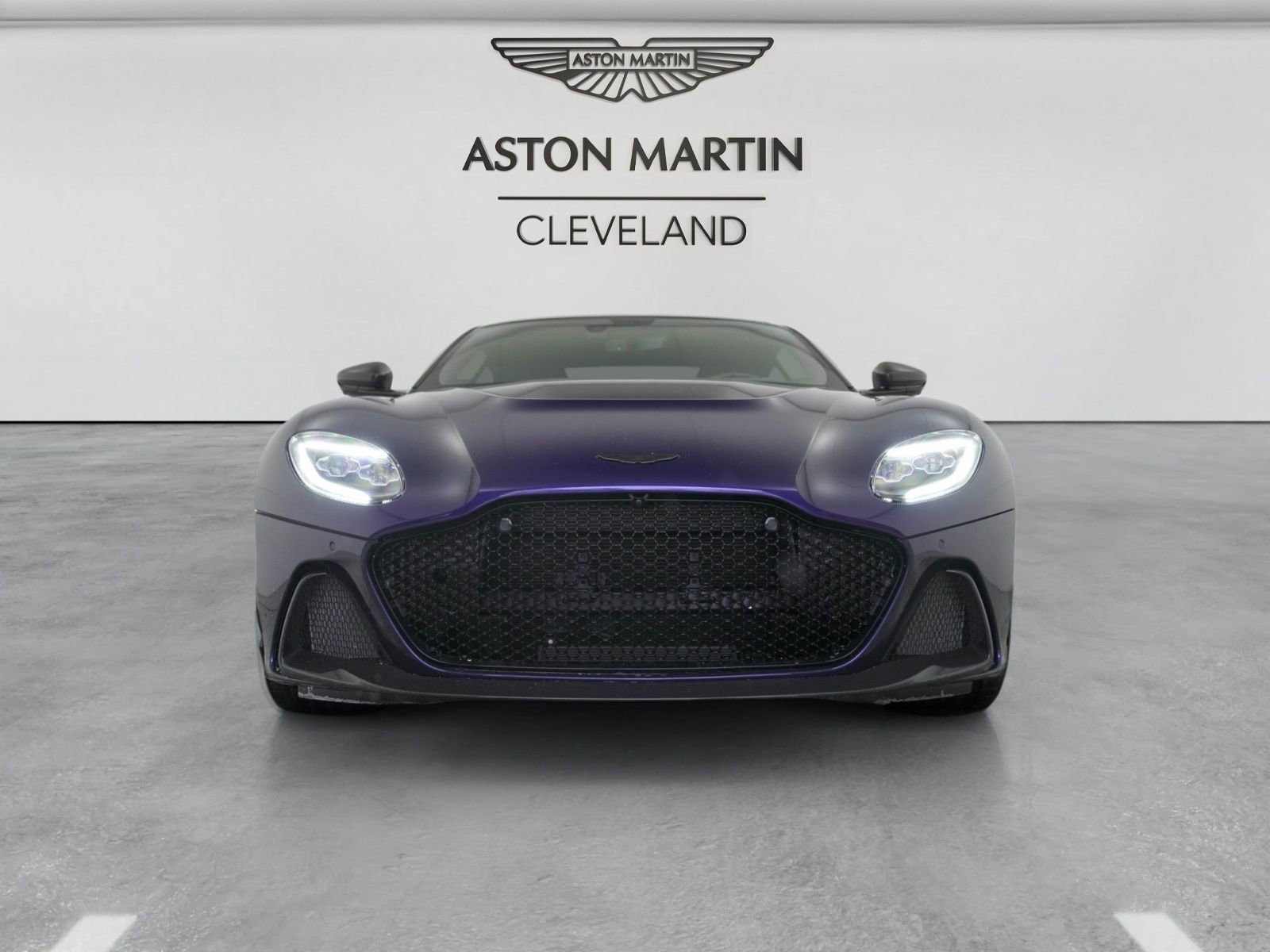 Used 2023 Aston Martin DBS Coupe RWD image 43