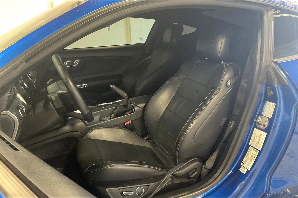 Used 2017 Ford Mustang GT Premium w/ GT Performance Package image 31