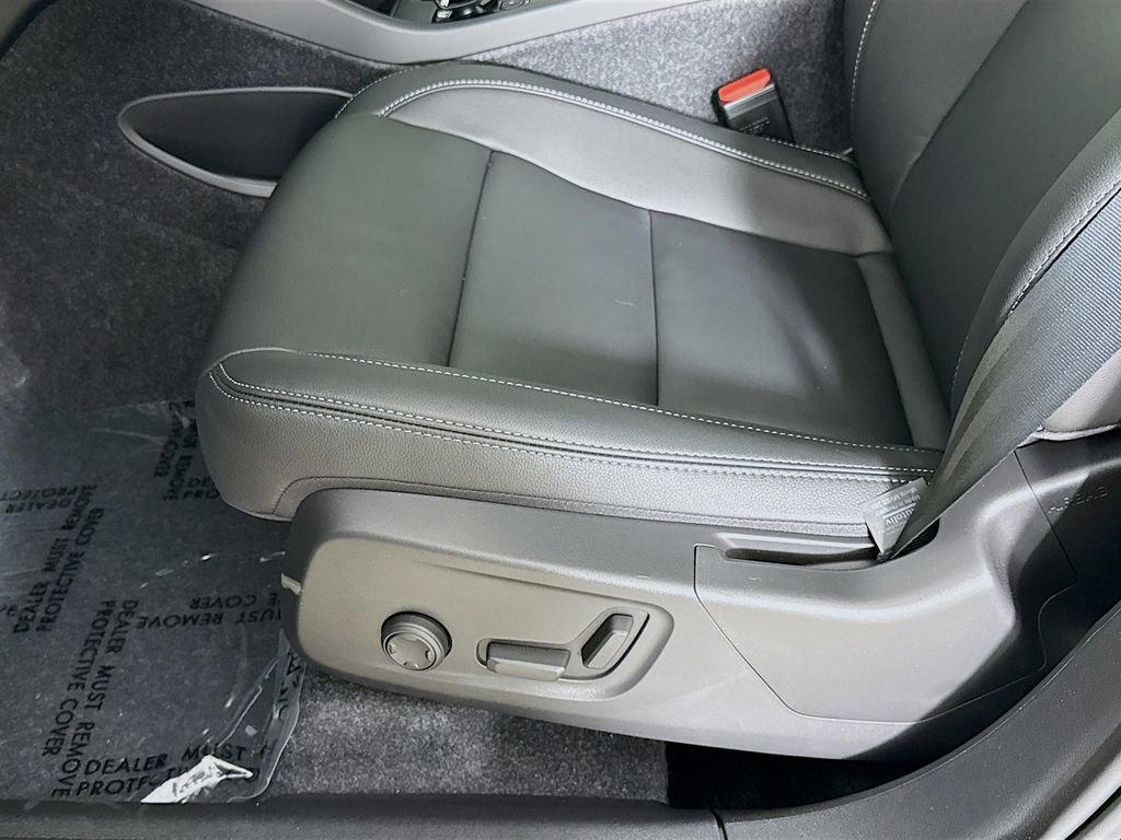 New 2026 Volvo XC40 B4 Core image 19