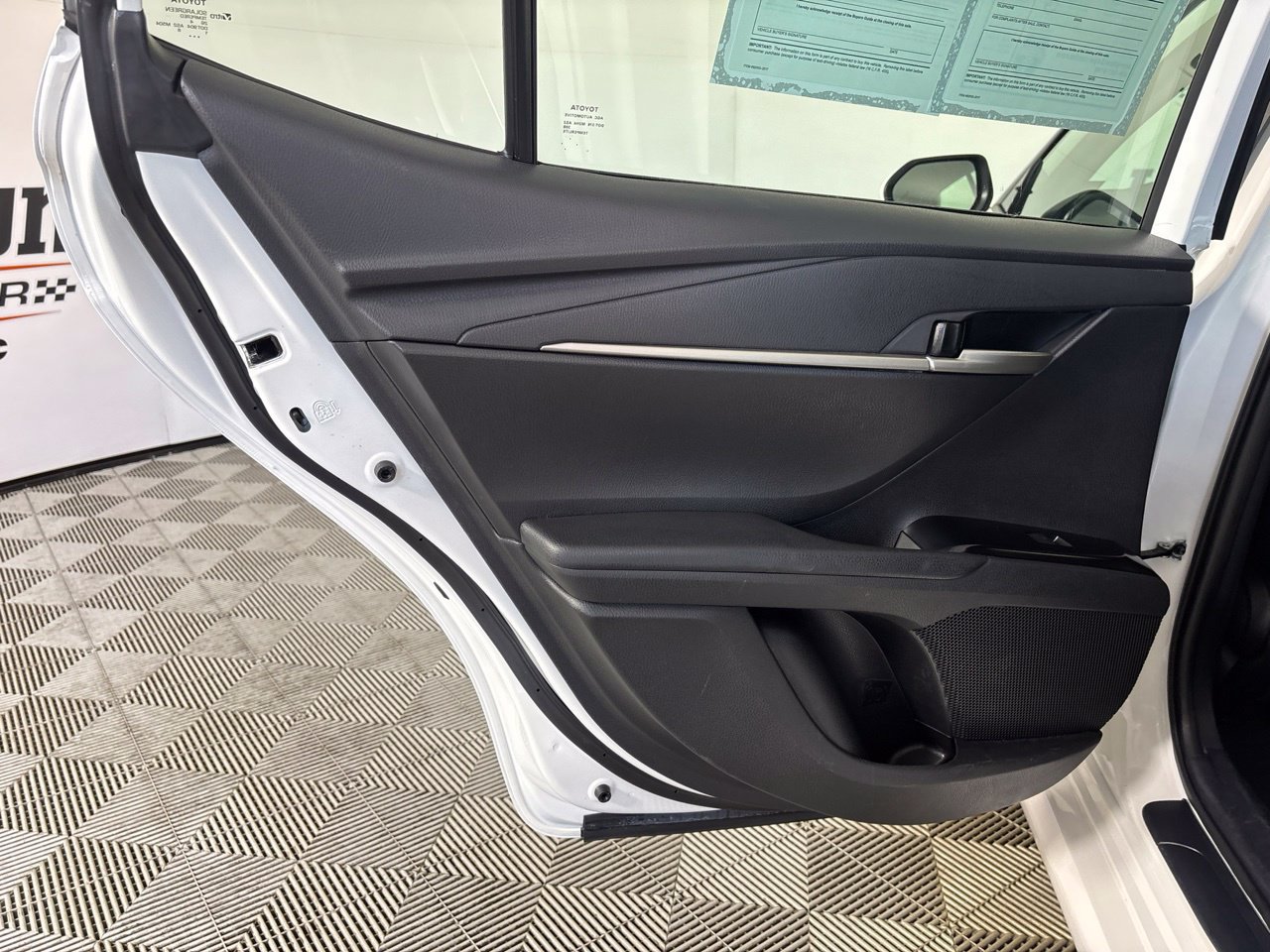 Used 2025 Toyota Camry LE FWD image 21