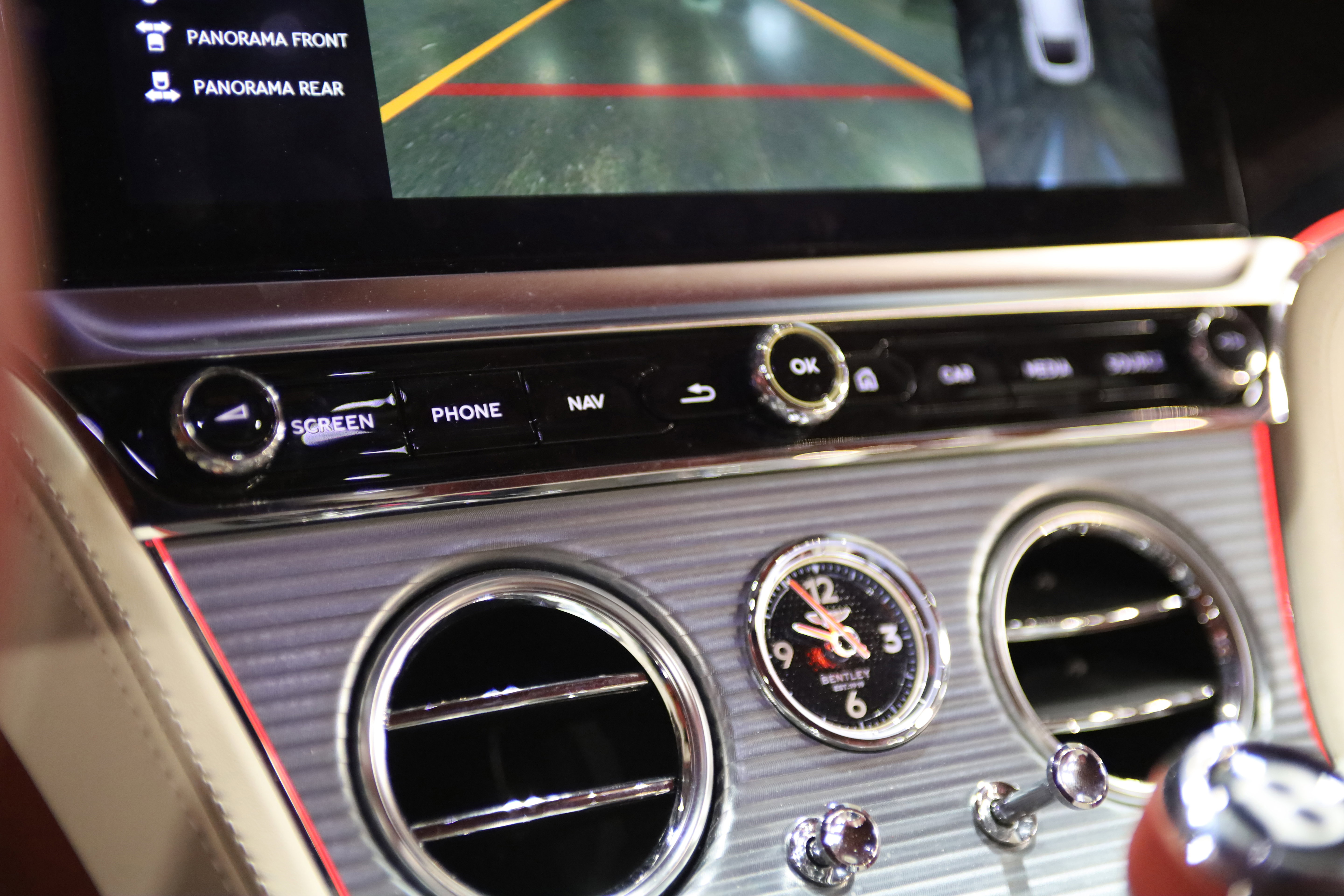 Used 2021 Bentley Continental GT AWD/4WD image 26