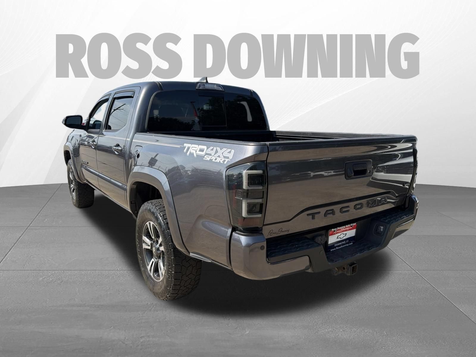 Used 2019 Toyota Tacoma TRD Sport w/ Technology Package AWD/4WD image 6