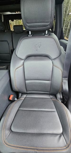 Used 2023 Ford Bronco Badlands image 12