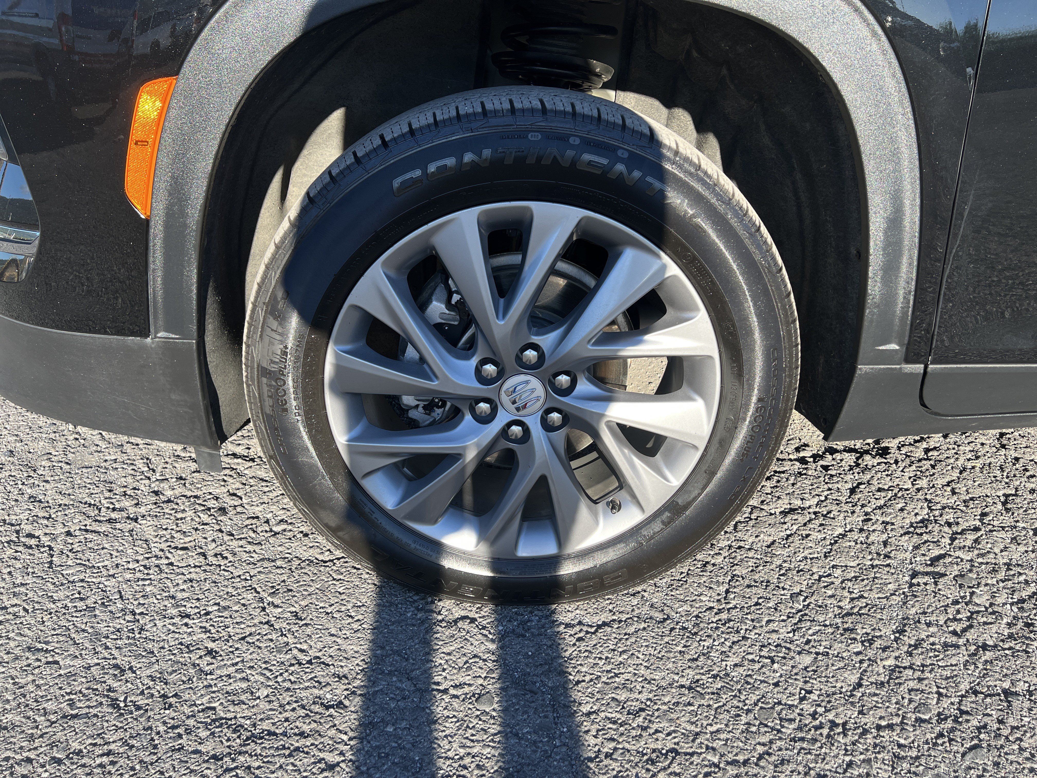 Used 2025 Buick Enclave Preferred AWD/4WD image 11
