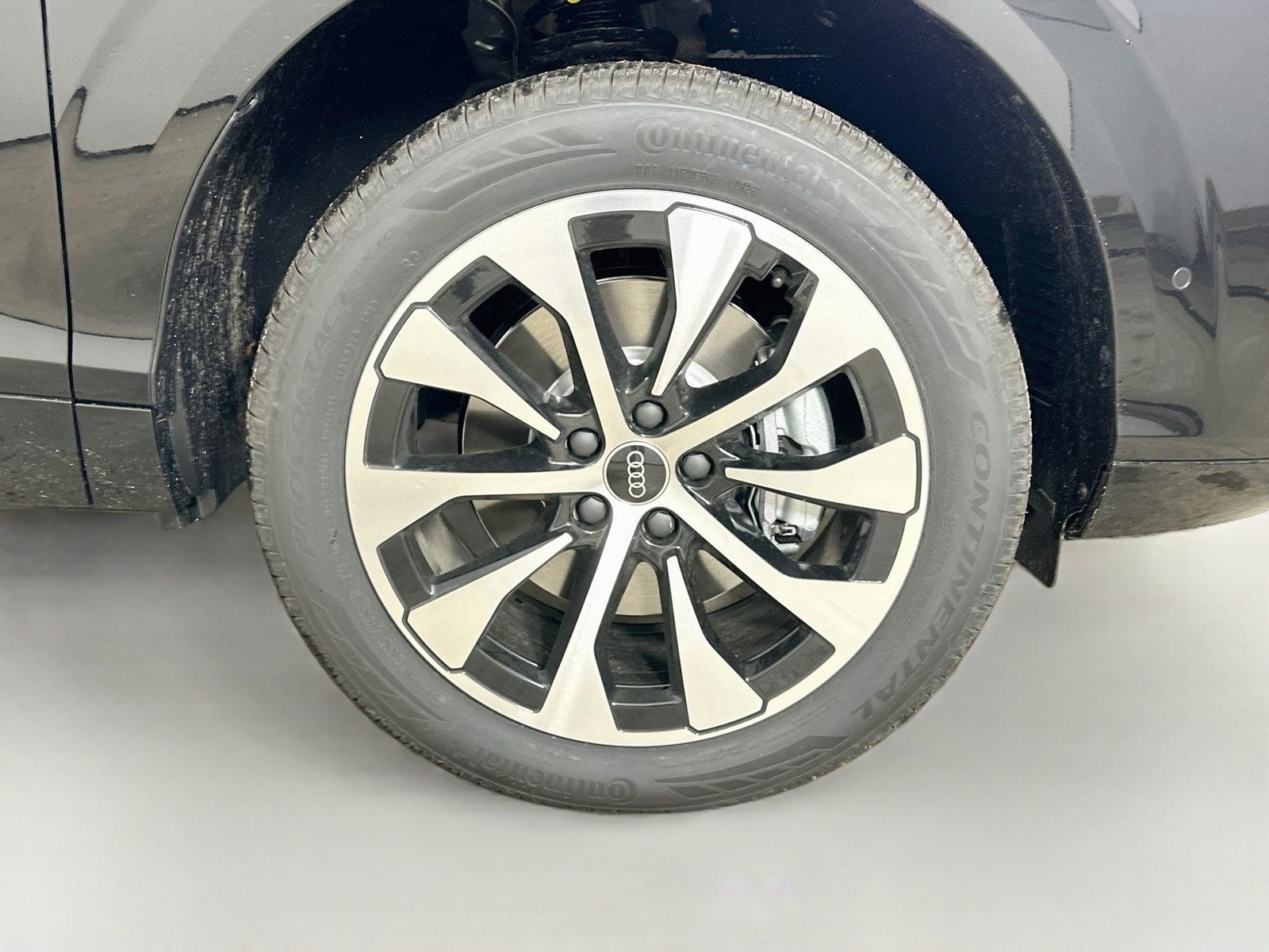 New 2026 Audi Q3 quattro 2.0T AWD/4WD image 11