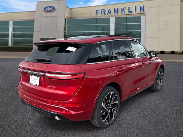 New 2025 Lincoln Corsair Grand Touring image 7