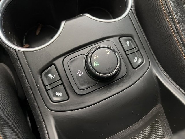 Used 2019 GMC Terrain SLT w/ Preferred Package image 17