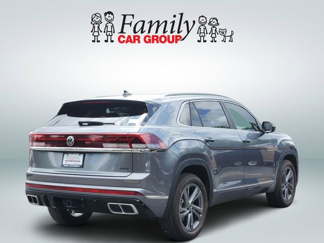 Used 2024 Volkswagen Atlas Cross Sport SEL R-Line AWD/4WD image 4