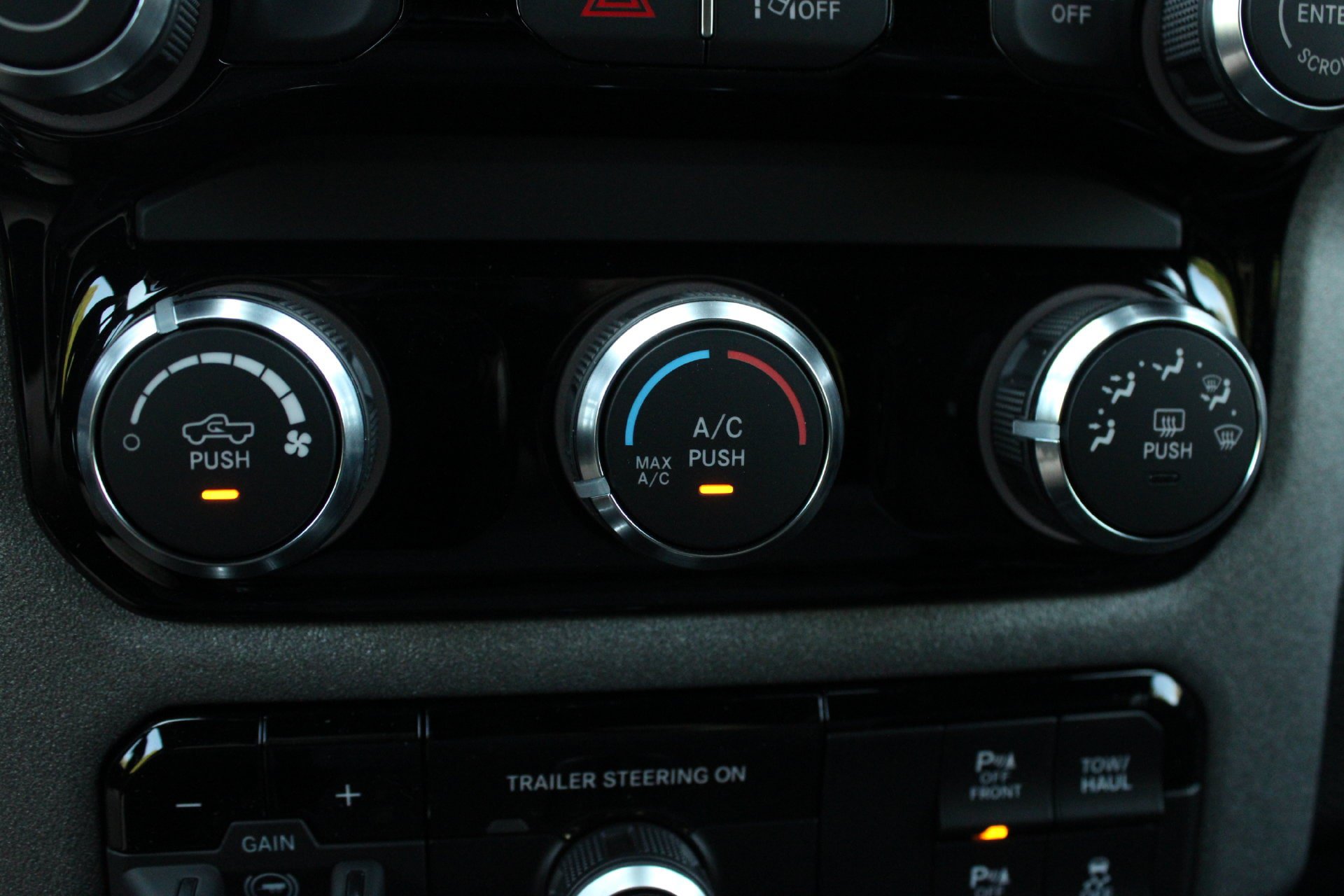 New 2026 RAM 1500 Warlock AWD/4WD image 45