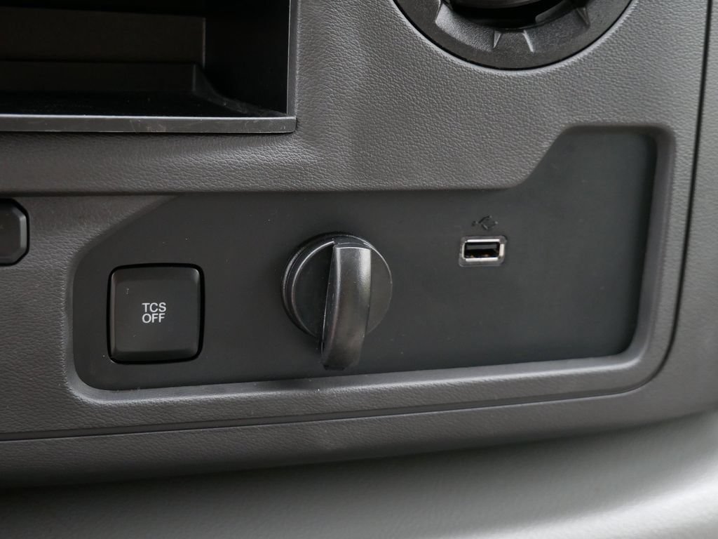 Used 2024 Ford E-450 and Econoline 450 Super Duty w/ Power Windows & Locks Group RWD image 26