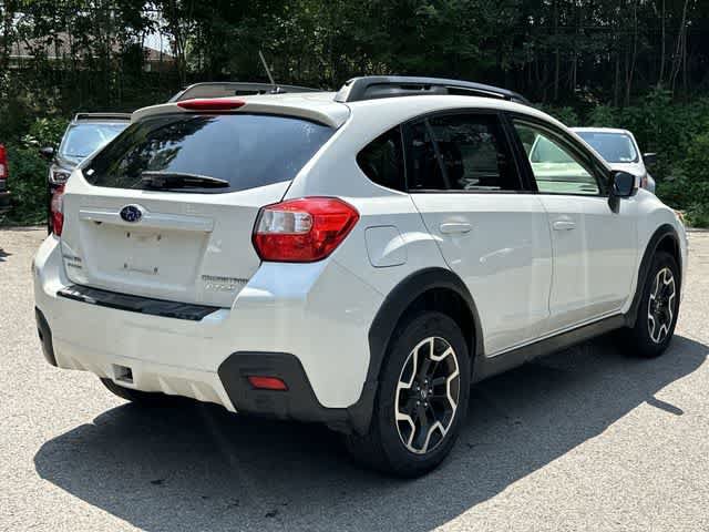 Used 2017 Subaru Crosstrek 2.0i Premium w/ Moonroof Package AWD/4WD image 22