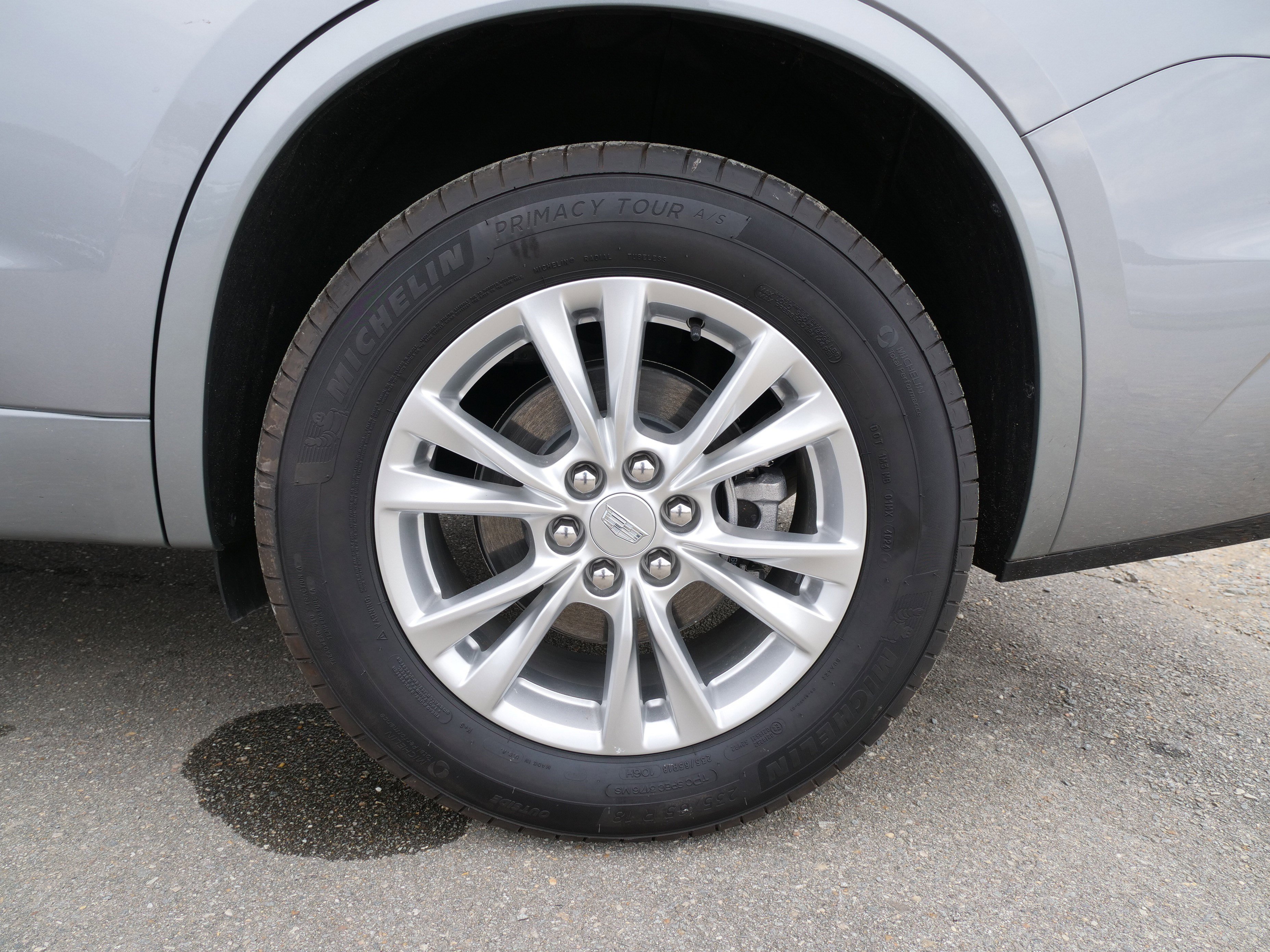 Certified 2025 Cadillac XT6 Luxury image 12