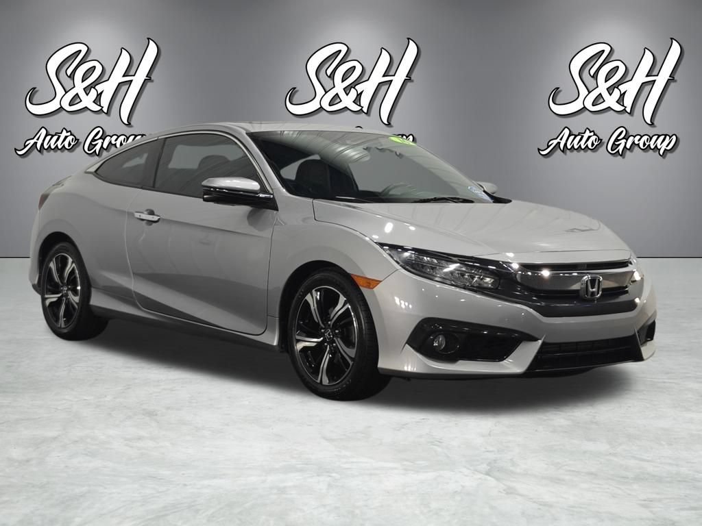 Used 2016 Honda Civic Touring image 2