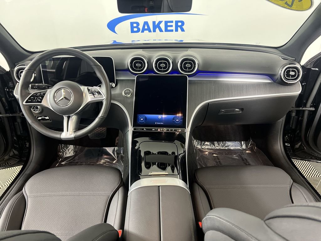 Used 2025 Mercedes-Benz C 300 4MATIC Sedan image 20