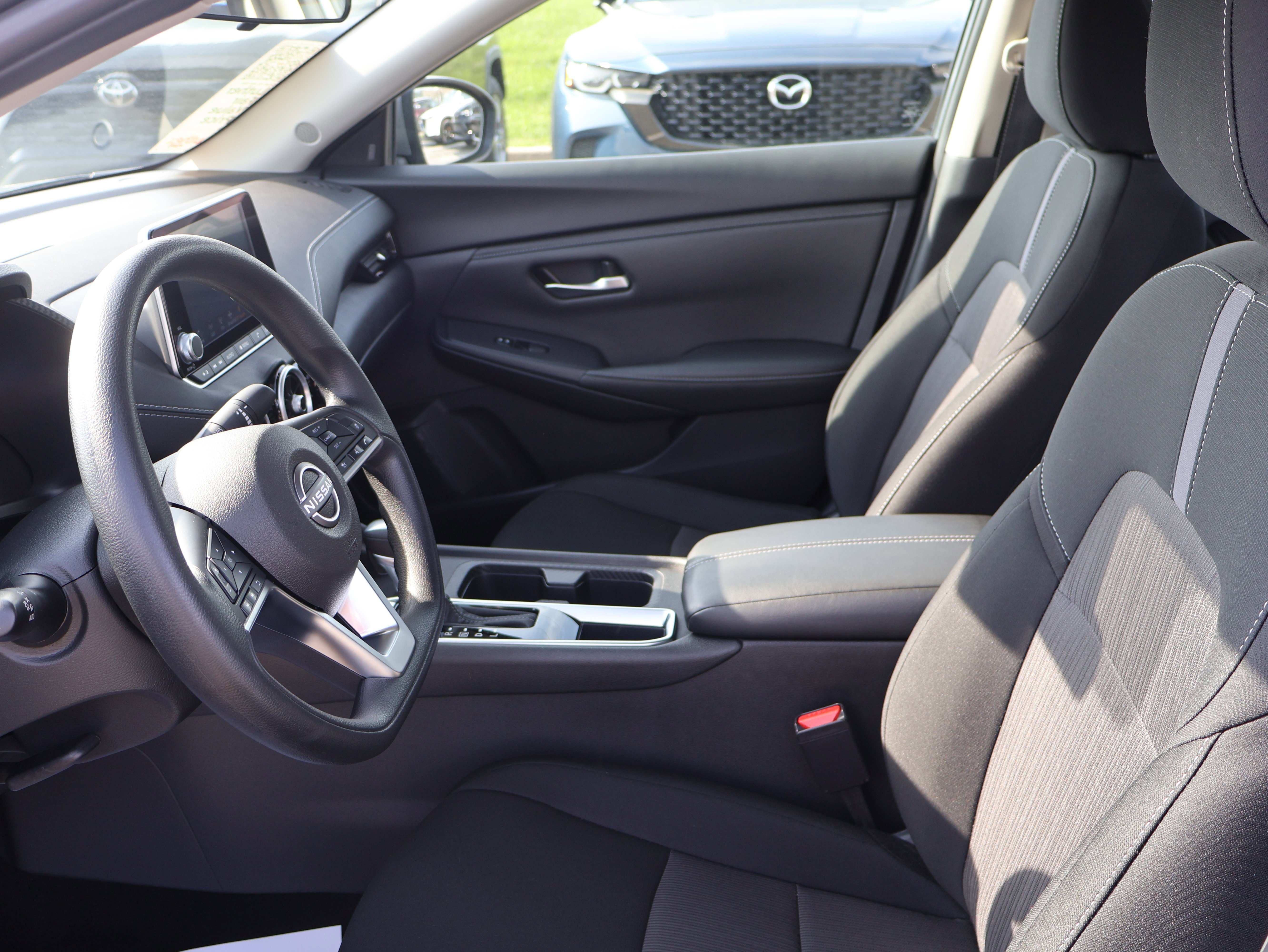 Used 2024 Nissan Sentra SV w/ Lighting Package image 19