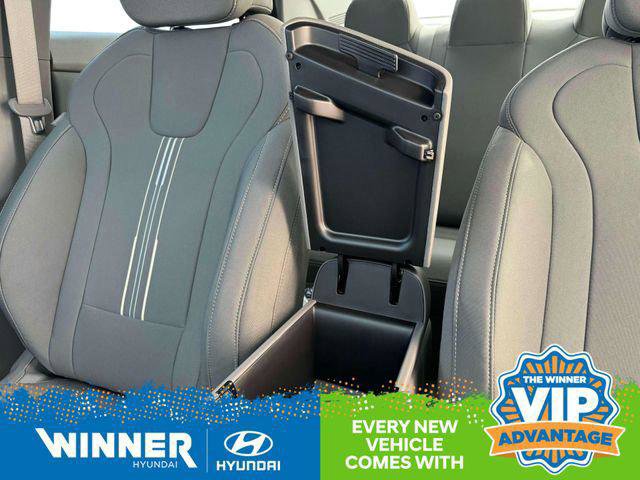 New 2025 Hyundai Elantra Sport image 18