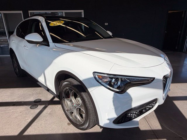 Used 2018 Alfa Romeo Stelvio Sport w/ Quick Order Package 22J Sport AWD/4WD image 7
