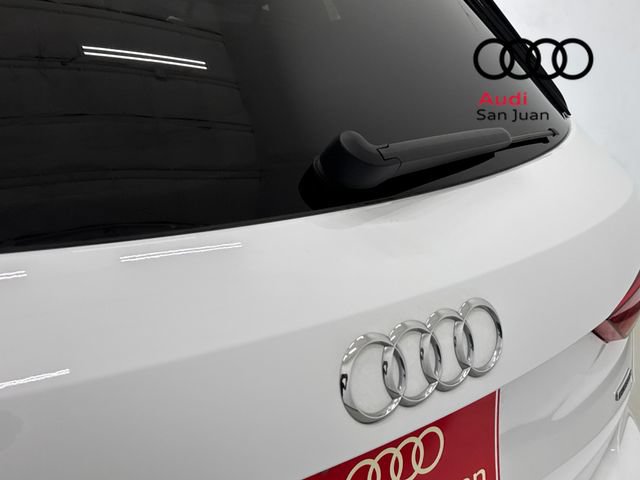 Used 2024 Audi Q3 2.0T Premium w/ Convenience Package AWD/4WD image 11