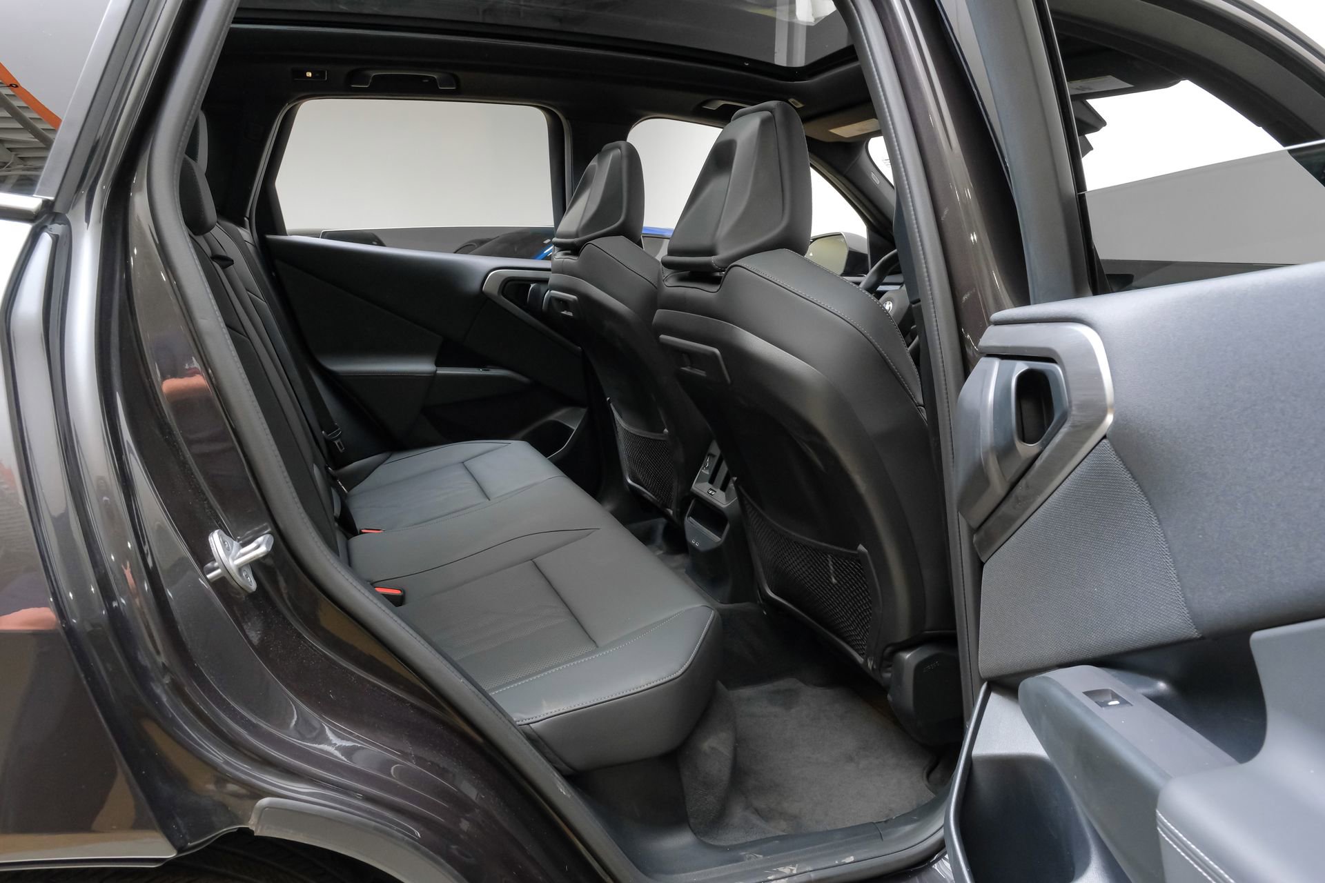 Used 2025 BMW X3 xDrive30 w/ Premium Package AWD/4WD image 46