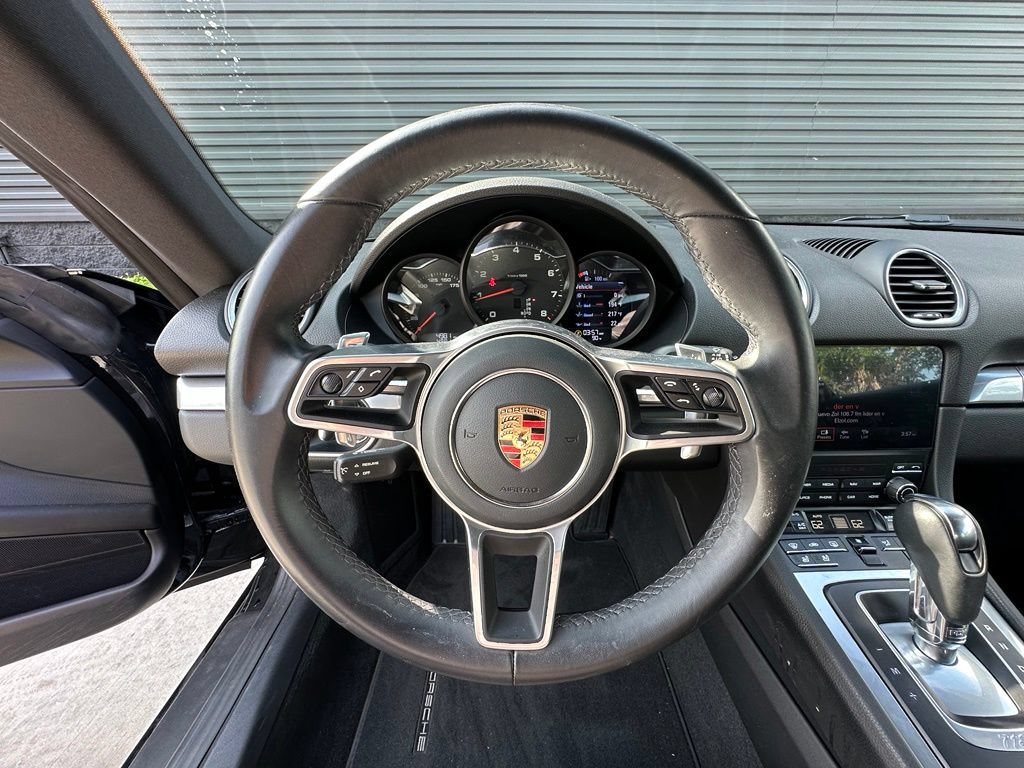 Certified 2025 Porsche 718 Cayman RWD image 19