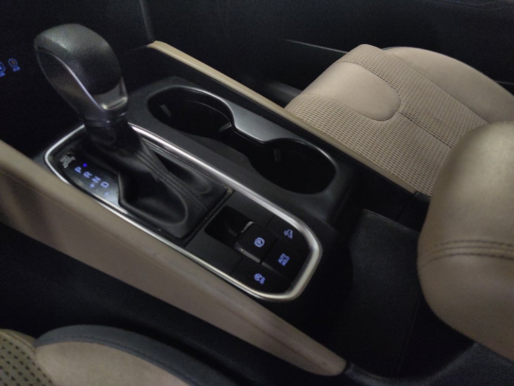 Used 2019 Hyundai Santa Fe SE AWD/4WD image 26